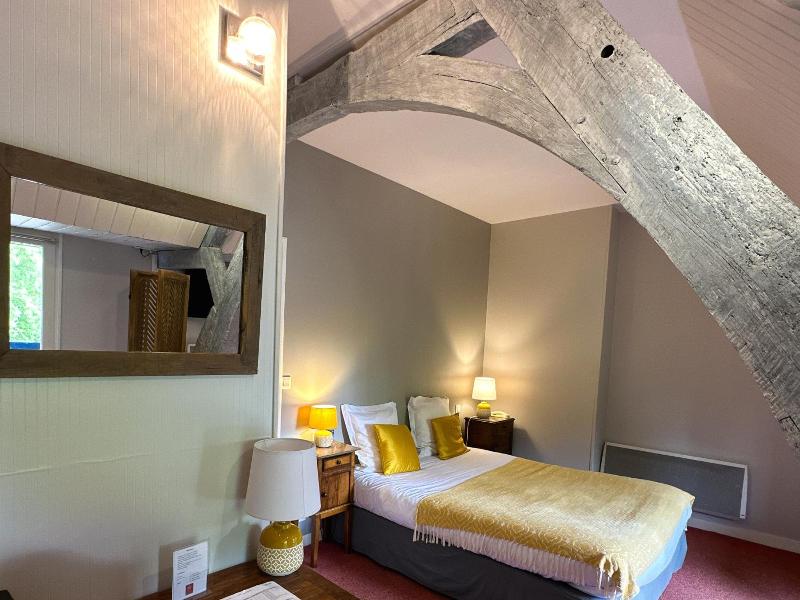 Logis Hotel le Manoir des Portes image