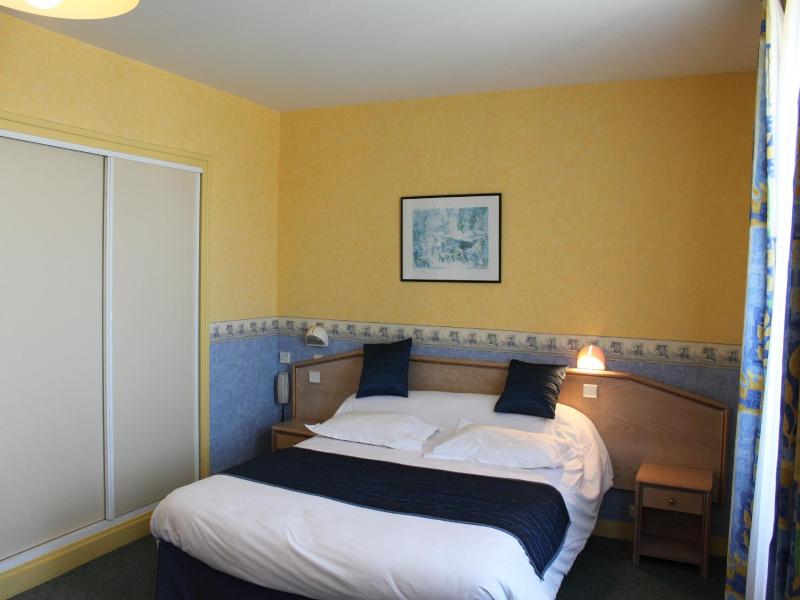 Hotel Des Bains image