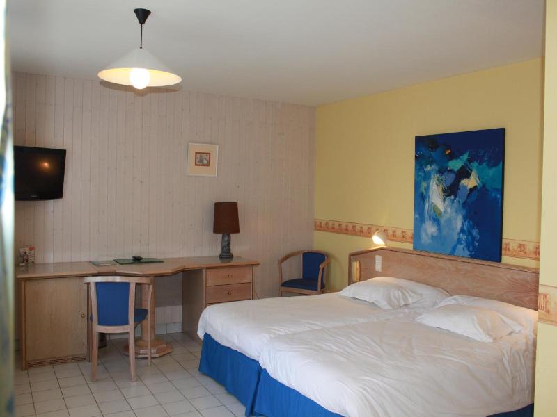 Hotel Des Bains image