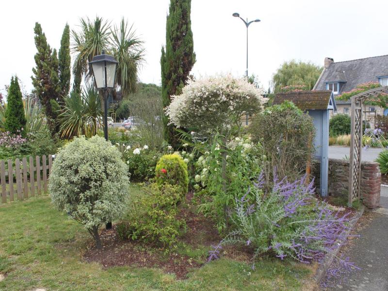 Hotel Des Bains image