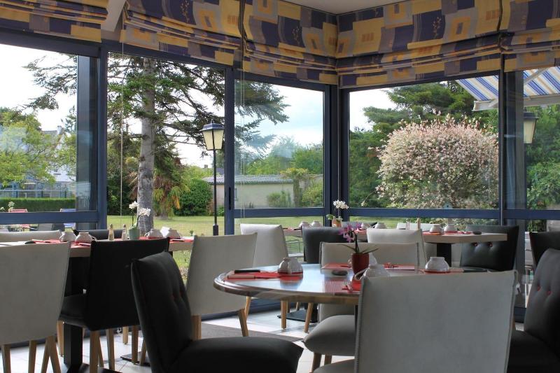 Hotel Des Bains image