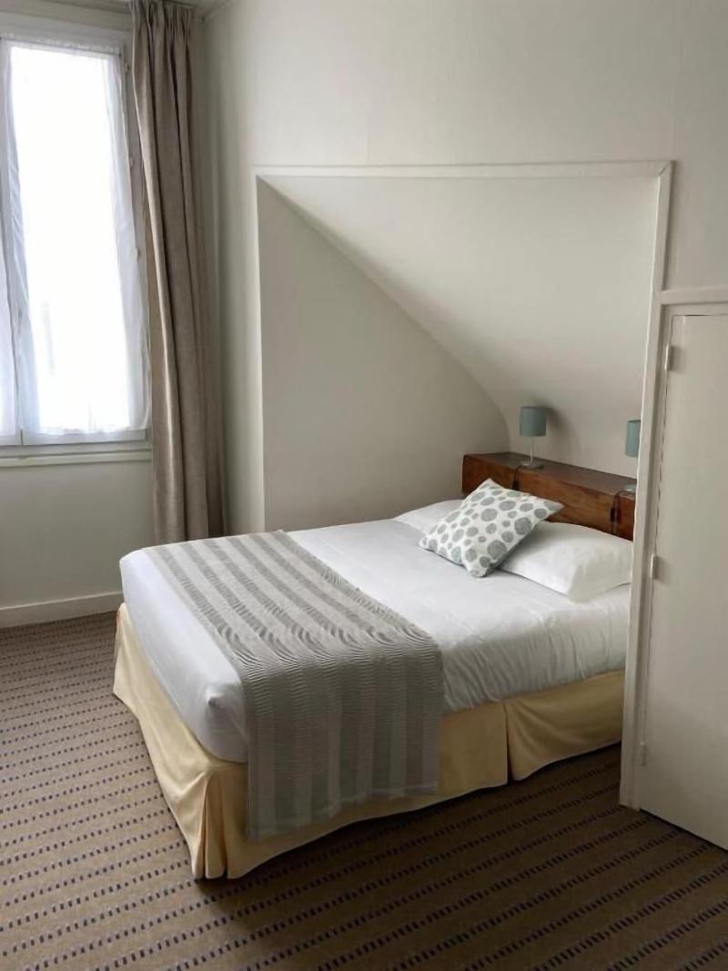 Hôtel de France image