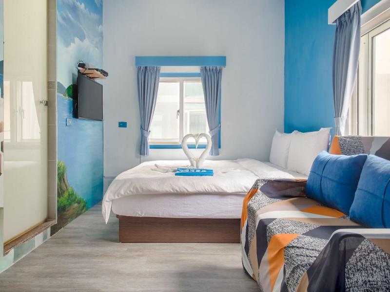 Ocean B&B image
