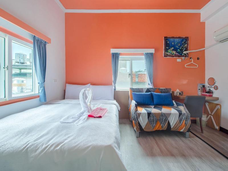 Ocean B&B image