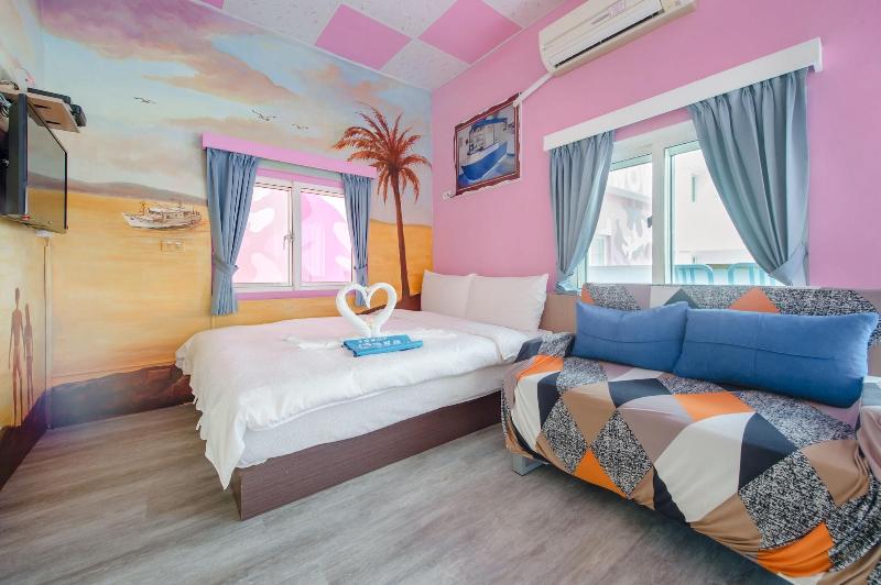 Ocean B&B image