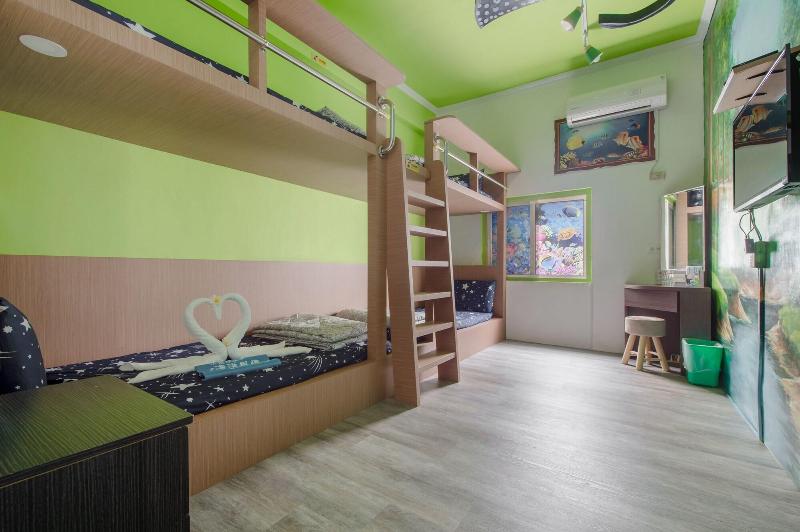 Ocean B&B image