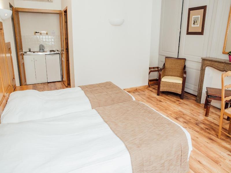 Appart Hôtel Charles Sander image