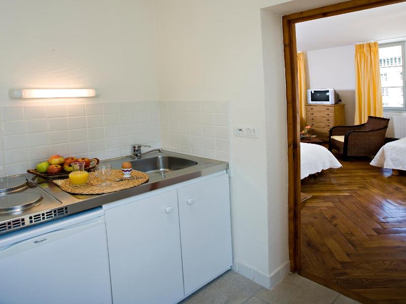 Appart Hôtel Charles Sander image