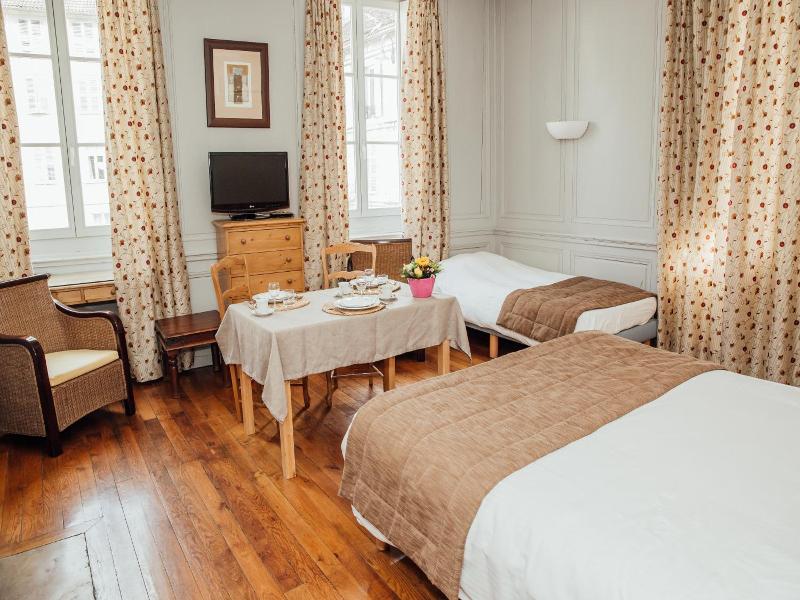 Appart Hôtel Charles Sander image