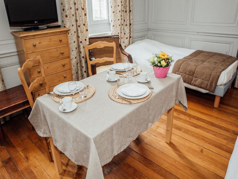 Appart Hôtel Charles Sander image