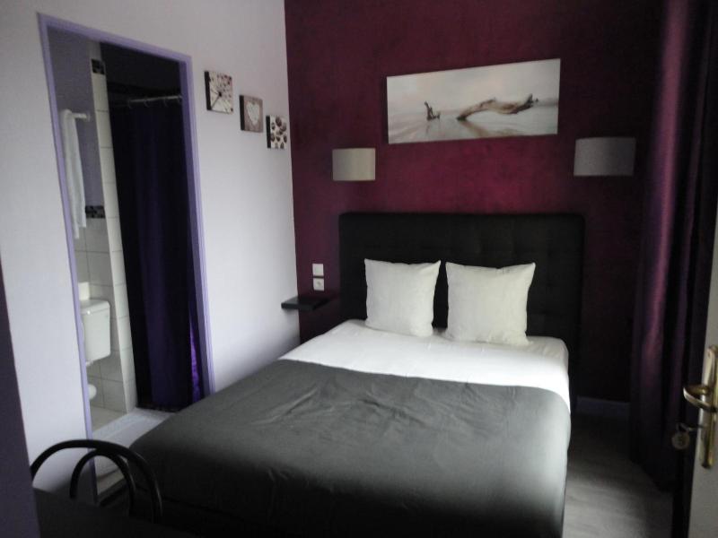 Hôtel des Deux Gares image