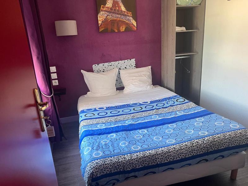 Hôtel des Deux Gares image