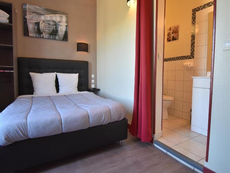 Hôtel des Deux Gares image