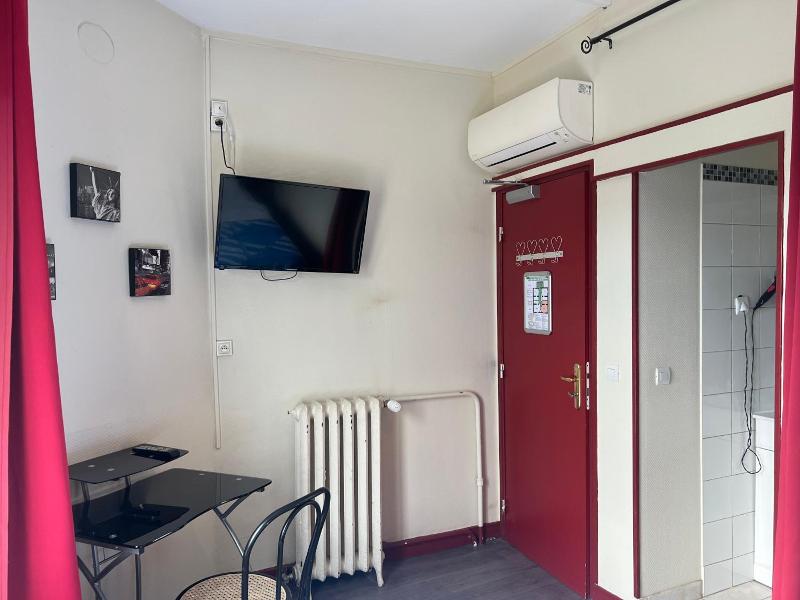 Hôtel des Deux Gares image