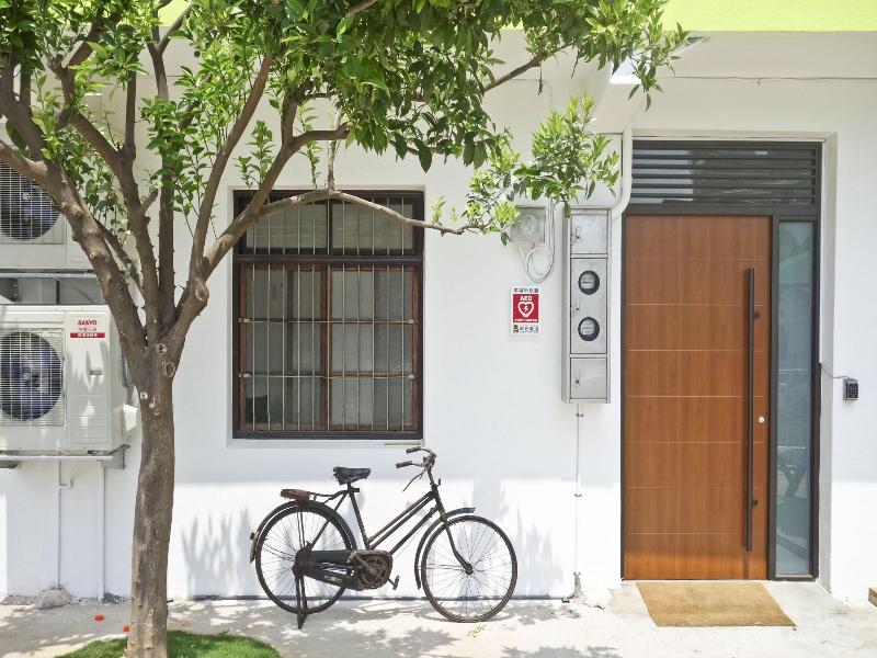 T-Life Hostel image
