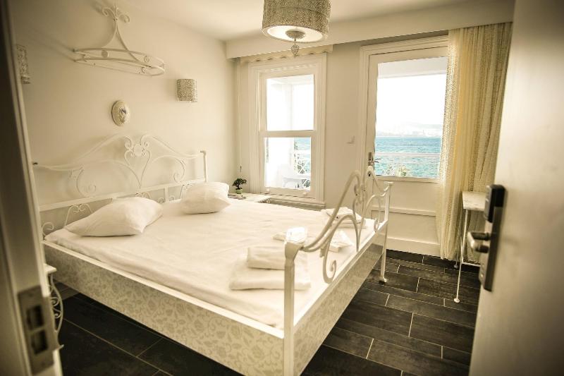 Buyukada Port Hotel image