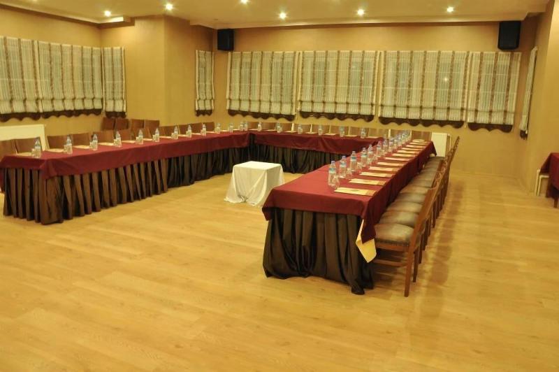 Grand Cinar Hotel