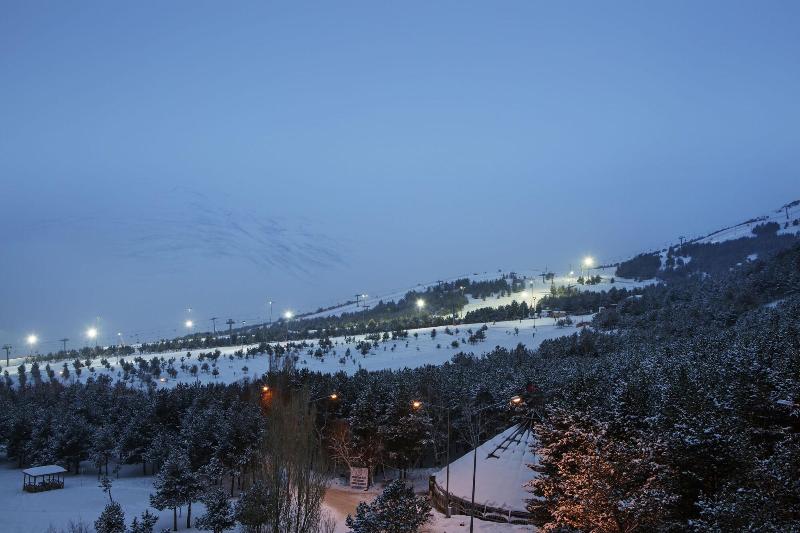 Palan Hotel image