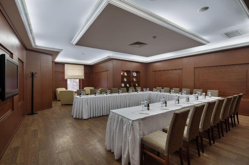 Palan Hotel image