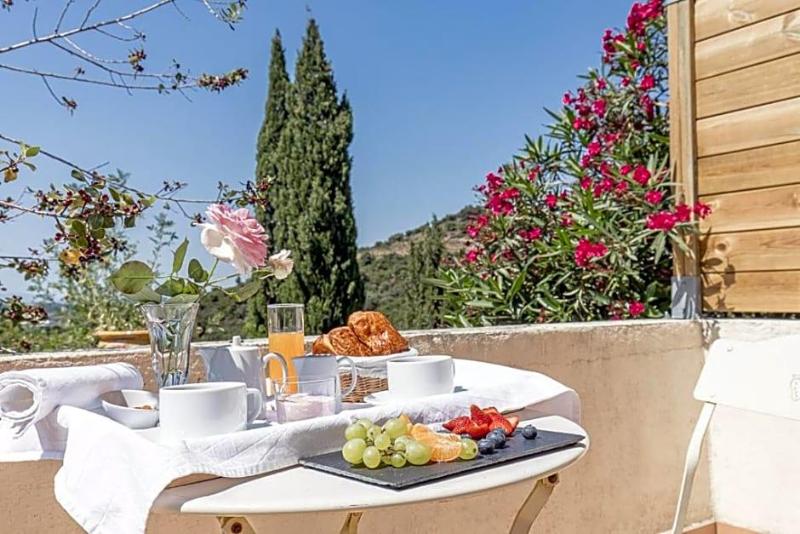 Le Relais Des Chartreuses image