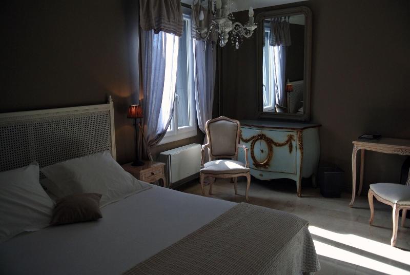 Le Relais Des Chartreuses image