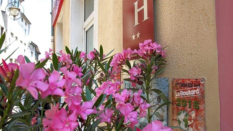 Hôtel des Alpes image