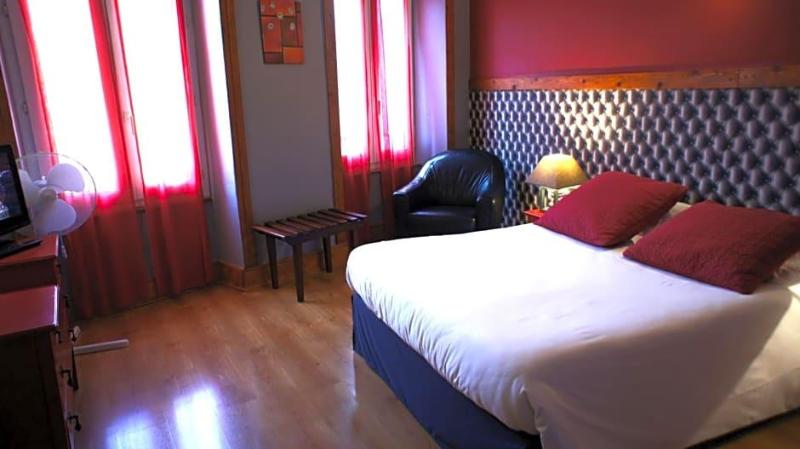 Hôtel des Alpes image