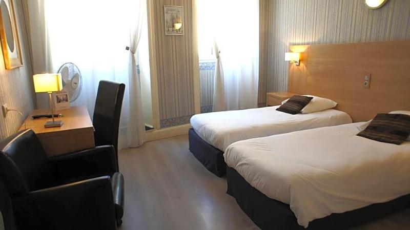 Hôtel des Alpes image