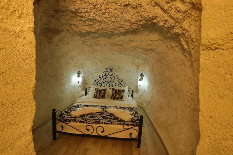 Saklı Cave House image