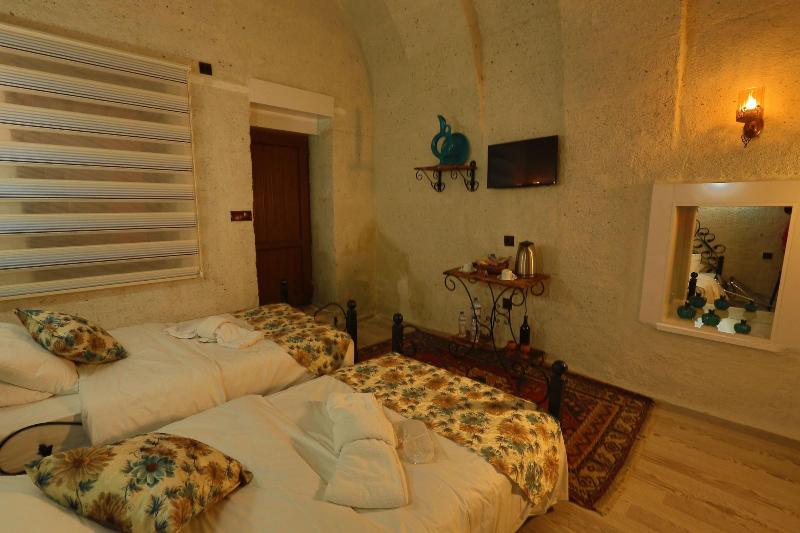 Saklı Cave House image