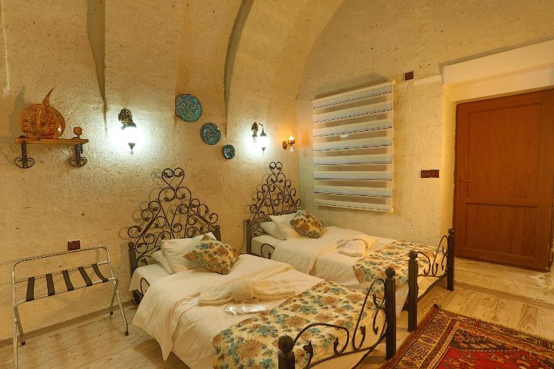 Saklı Cave House image