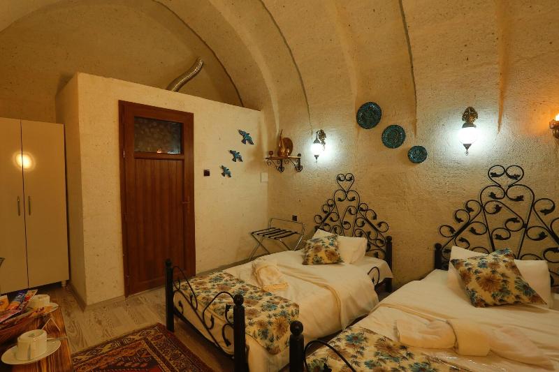 Saklı Cave House image
