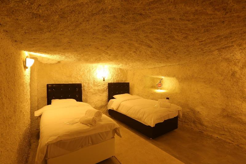 Saklı Cave House image