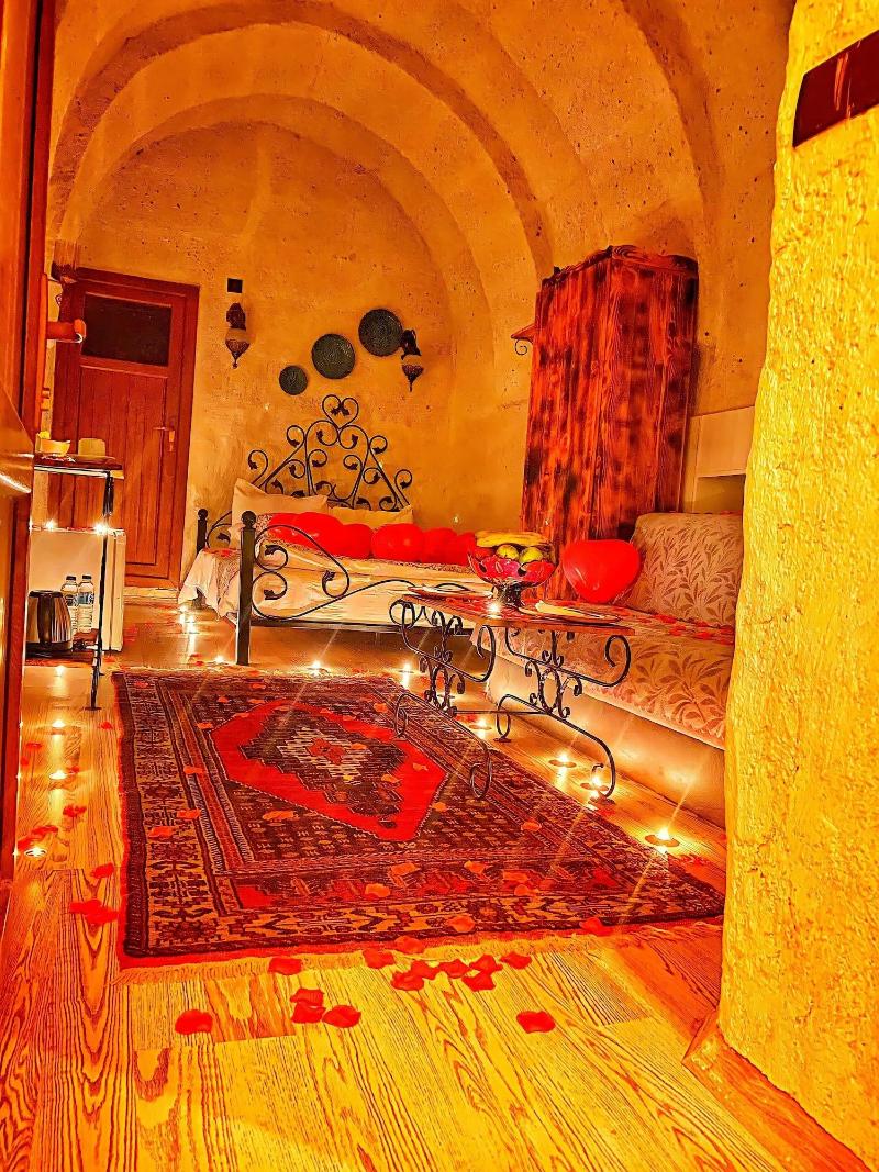 Saklı Cave House image