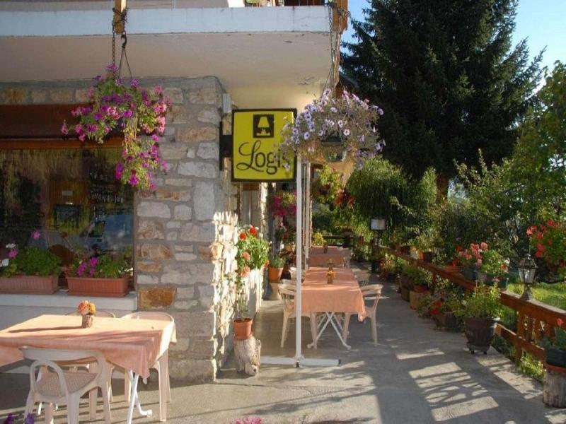 Hotel Restaurant Le Grillon image