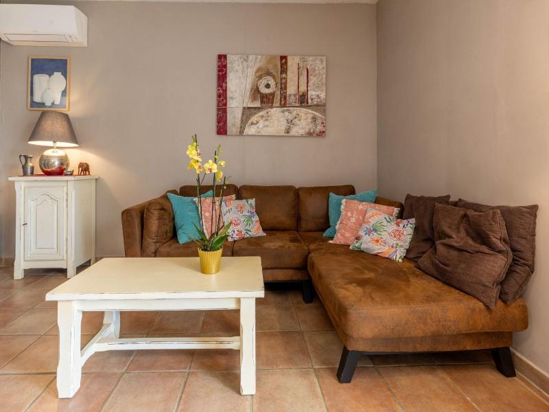 La Bastide Des Amouriers image