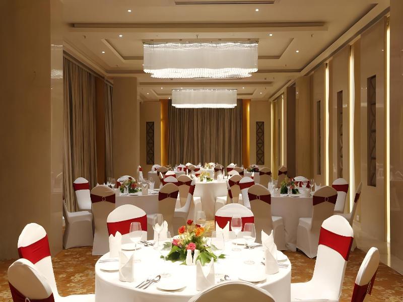 Nataraj Sarovar Portico image