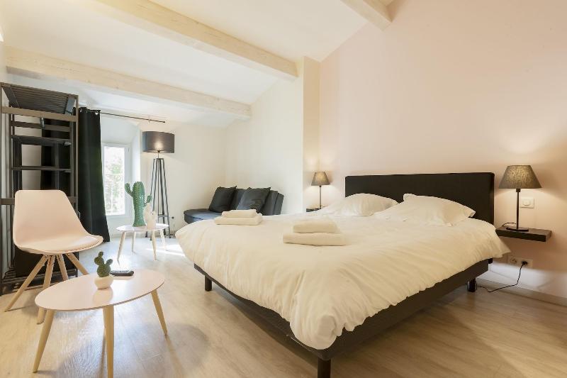 Hotel Restaurant Des Maures image