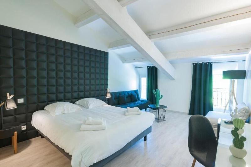 Hotel Restaurant Des Maures image
