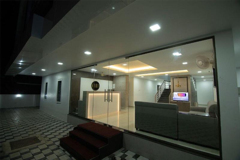 Chandra Inn image