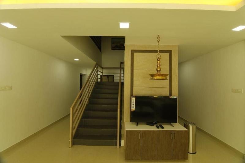 Chandra Inn image