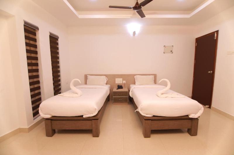 Chandra Inn image