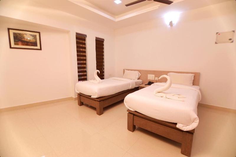 Chandra Inn image