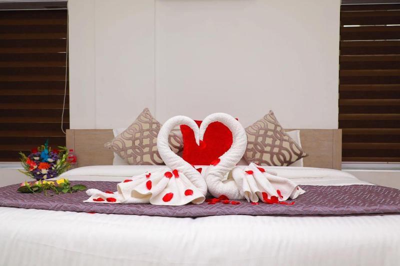 Chandra Inn image