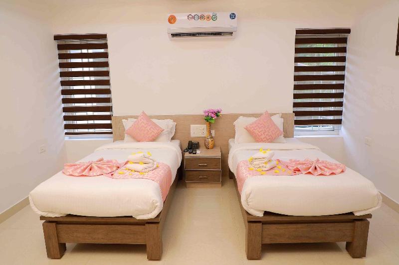Chandra Inn image