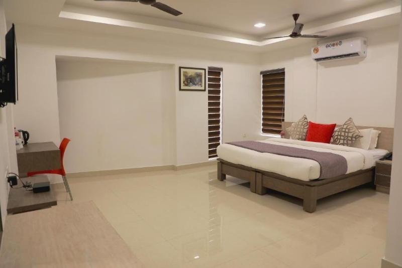 Chandra Inn image