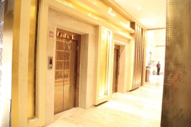 Green Palms Hotel — view