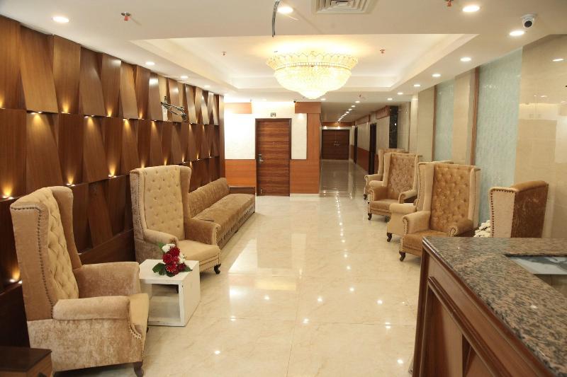 Green Palms Hotel — view