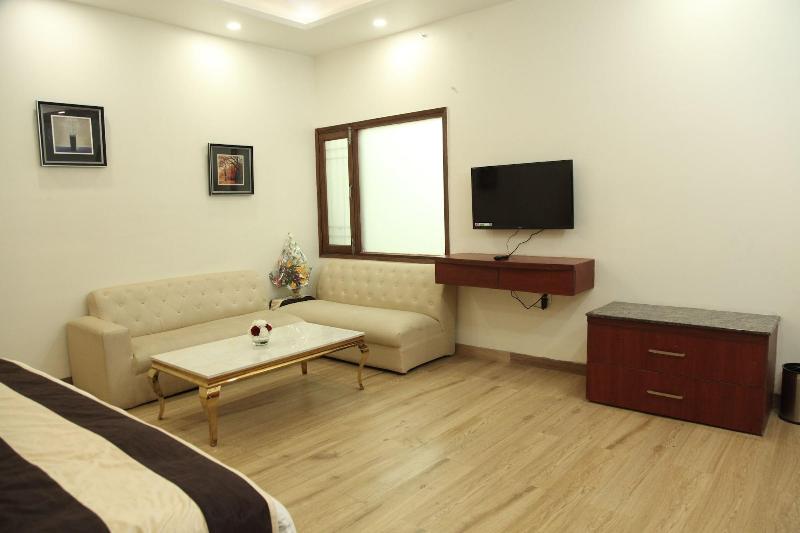 Green Palms Hotel image