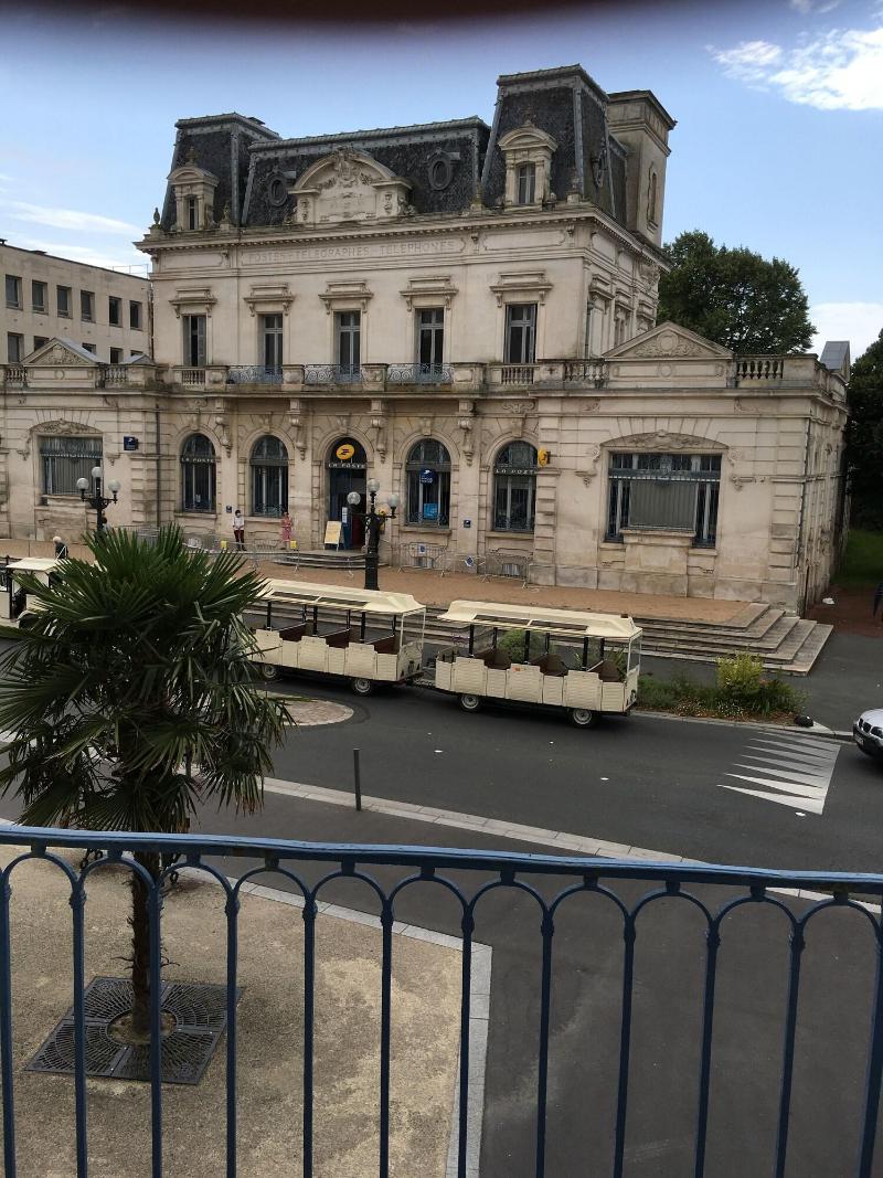 Hôtel de France image